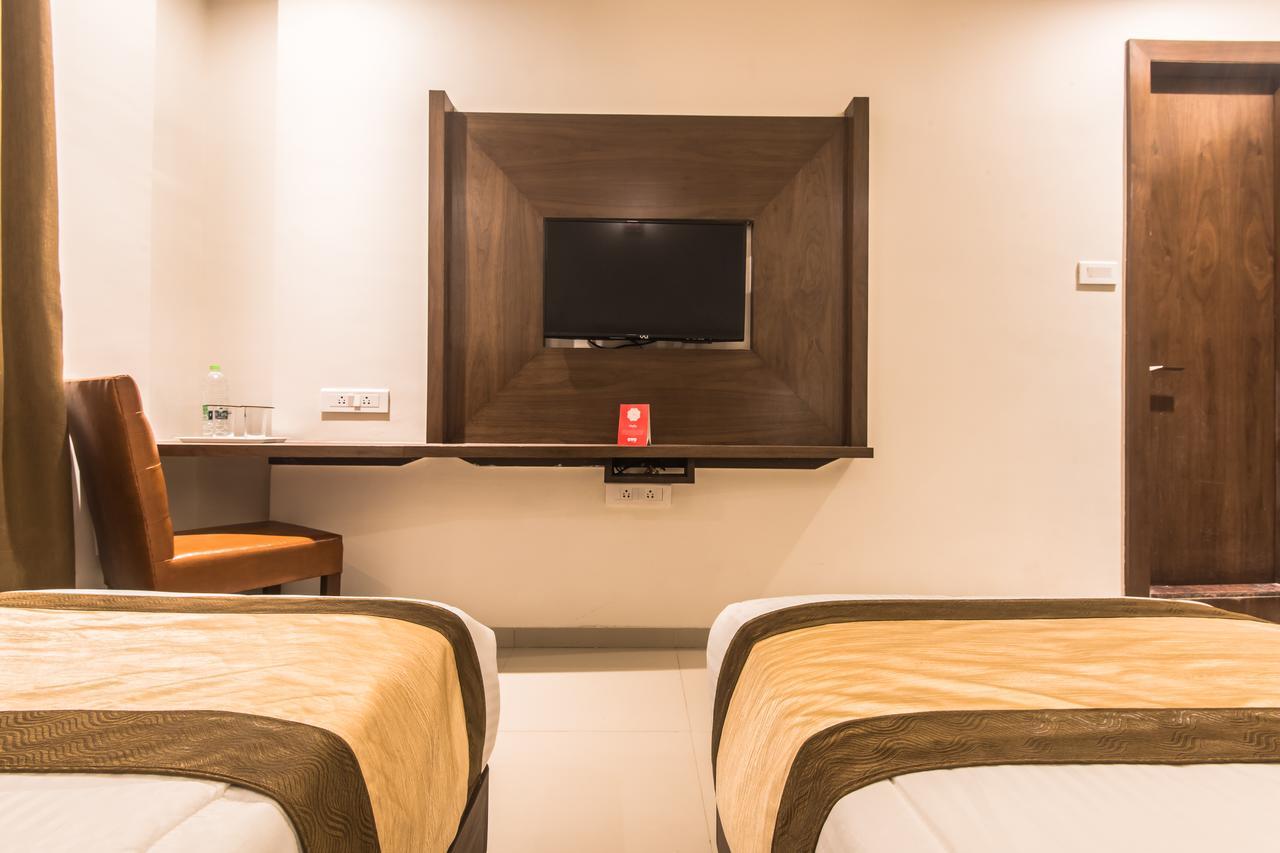 Oyo 9328 Empire Suite 나비뭄바이 외부 사진